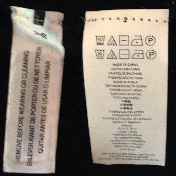 Michael Kors "L" V-neck Sweater, Wool/Acrylic Blend, Cable knit, Warm and cozy - Picture 5 of 5